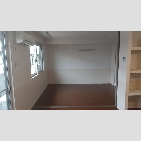 その他 (202　洋室)