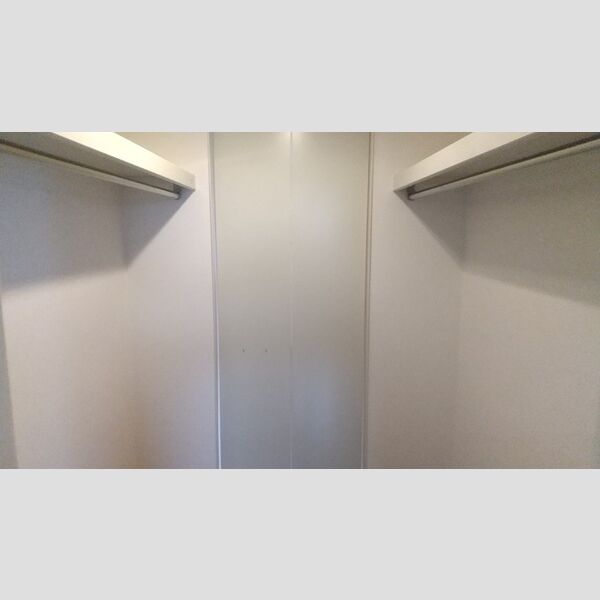 収納 (202　ウォークインクローゼット)