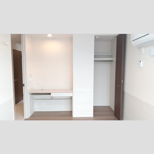収納 (201クローゼット)