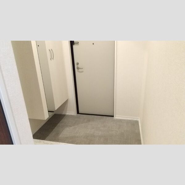 玄関 (311玄関)