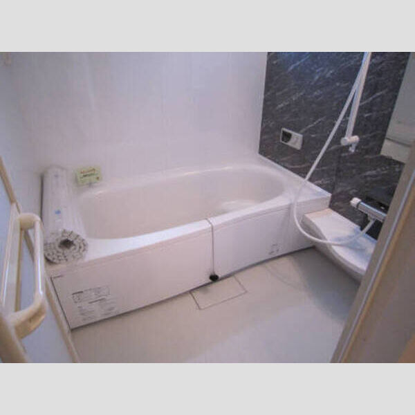 バス (グランドソレイユB棟 浴室(反転有))