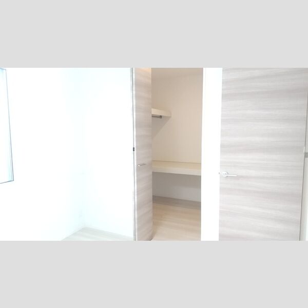 収納 (202　ウォークインクローゼット)