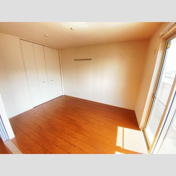 その他 (201洋室(リビング横))