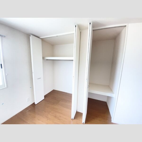 その他 (201洋室収納)