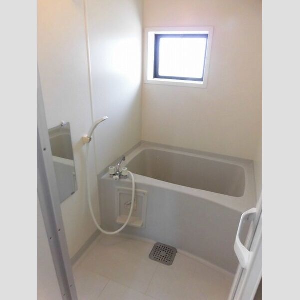 バス (B203　浴室)