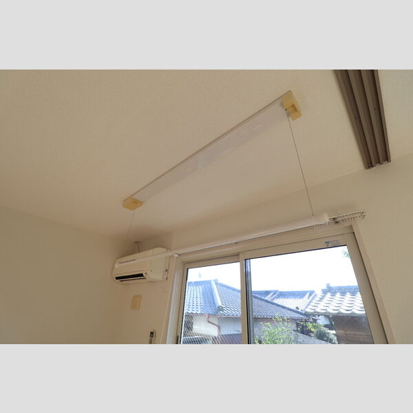 その他 (102室内物干し)