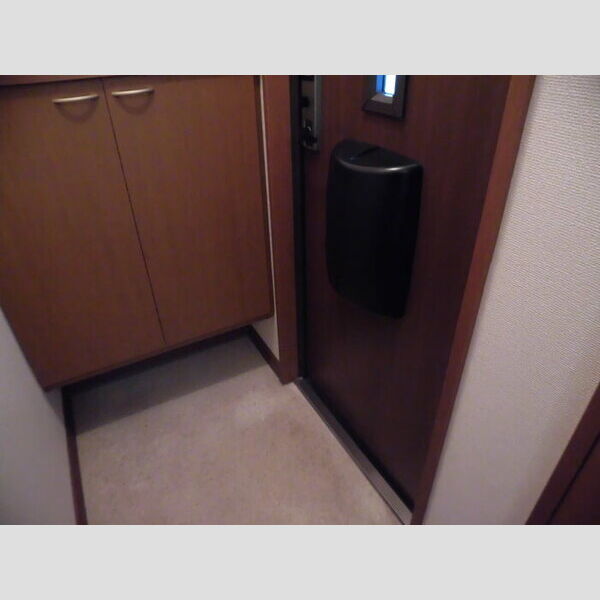 玄関 (A201　玄関)