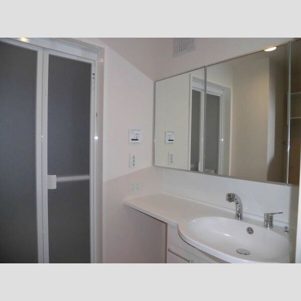 洗面所 (洗面所)