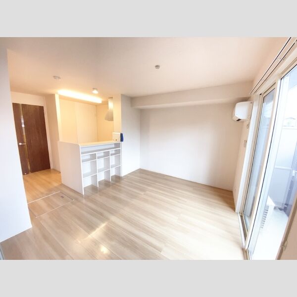 居室・リビング (102リビング)