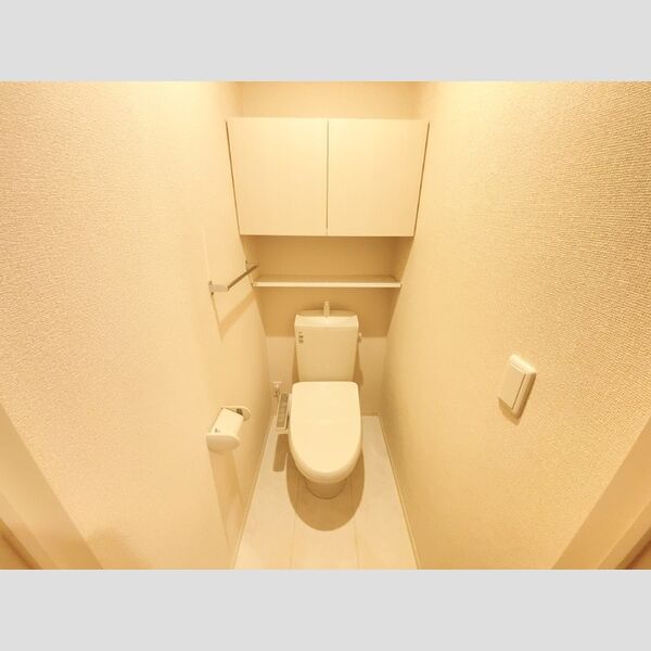 トイレ (102トイレ)