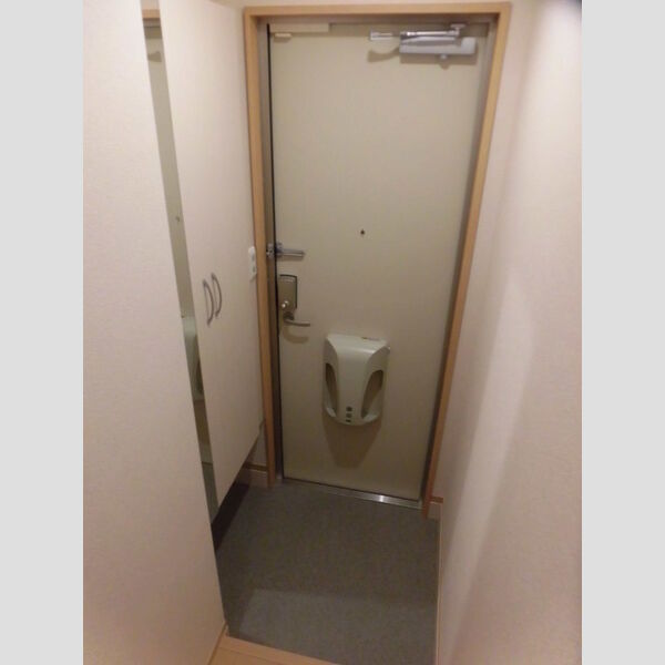 玄関 (203 玄関)