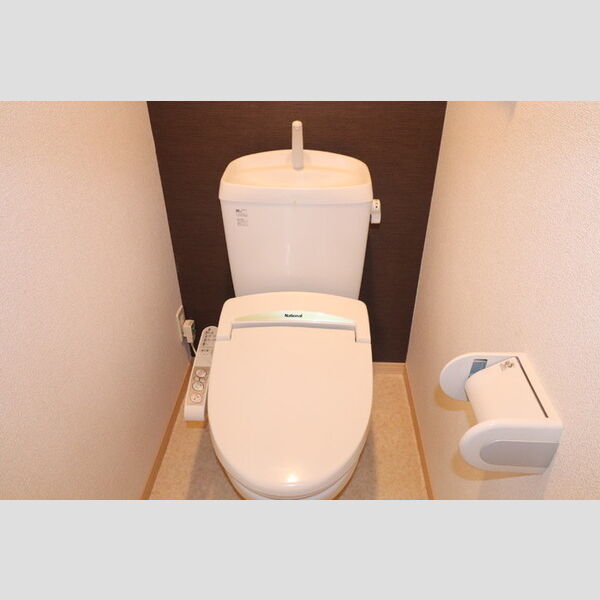 トイレ (温水洗浄暖房便座)