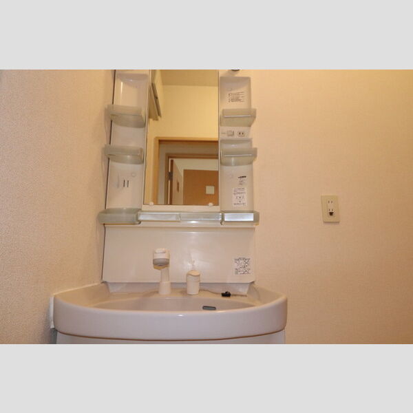 洗面所 (洗髪洗面化粧台)