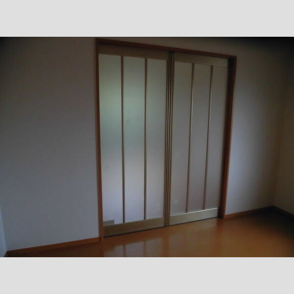 その他 (DKと洋室の仕切り戸)