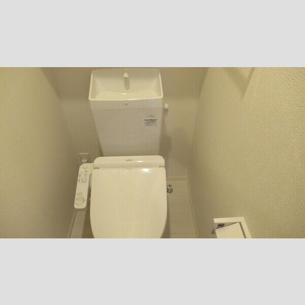 トイレ (207　温水洗浄暖房便座)