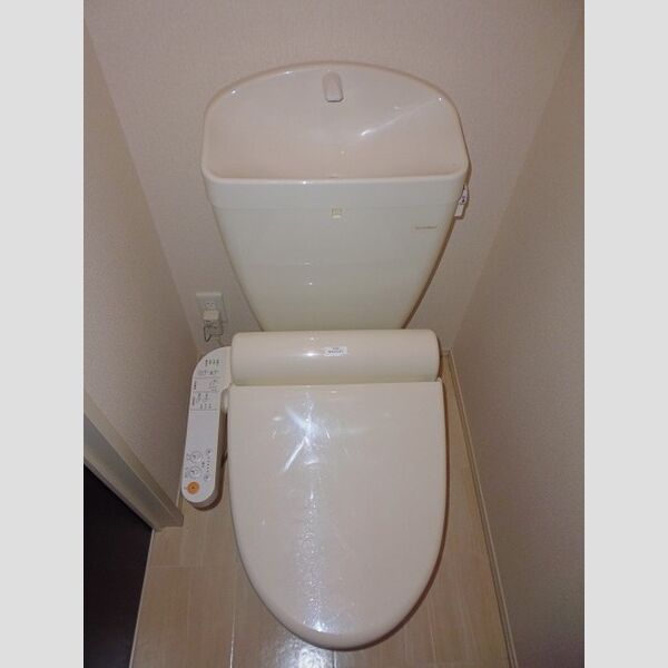 トイレ (103トイレ)