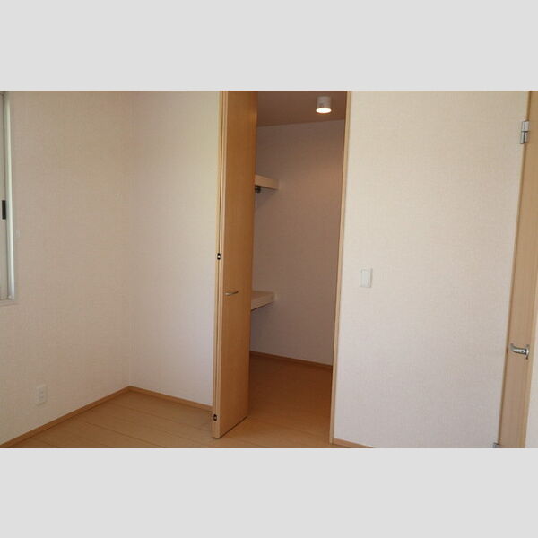 収納 (ウォークインクローゼット)