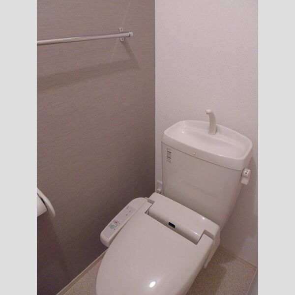 トイレ (温水洗浄便座)