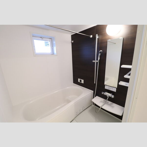 バス (202浴室)