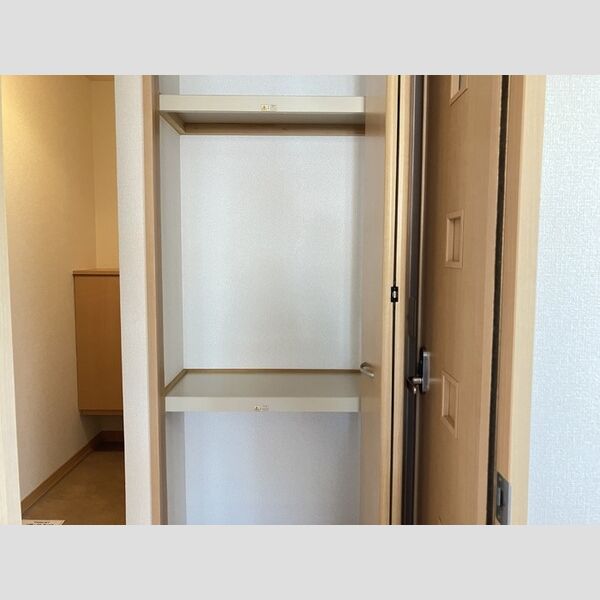 その他 (101 物入)