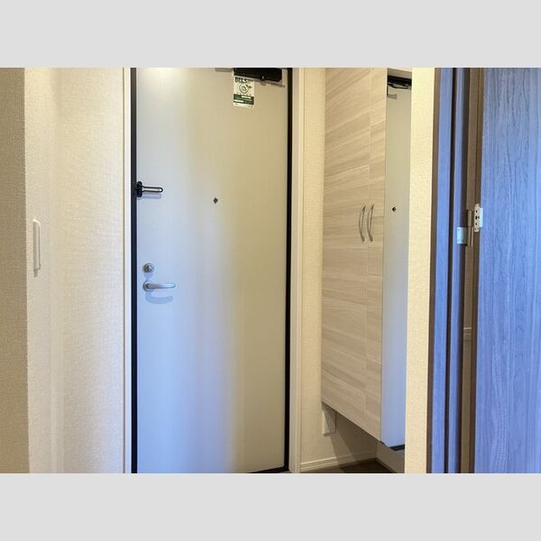 玄関 (202　玄関)