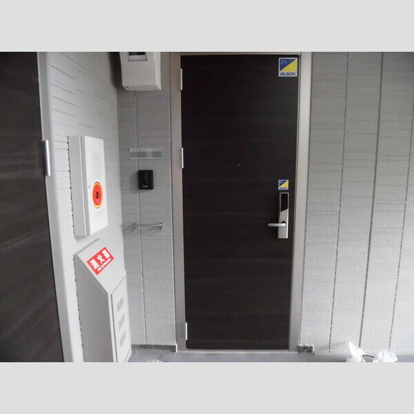 玄関 (203　玄関)