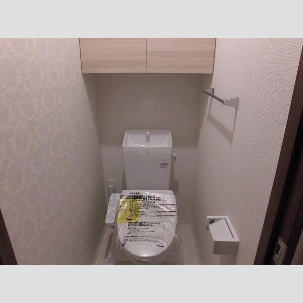 トイレ (203　温水洗浄暖房便座)