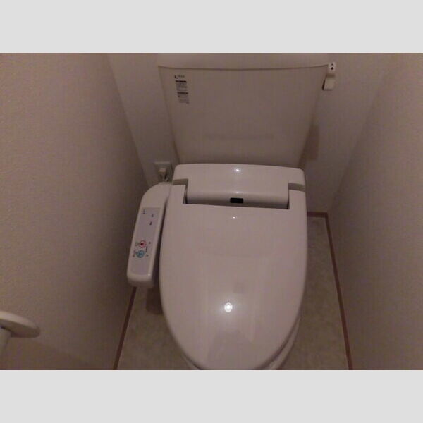 トイレ (温水洗浄暖房便座)