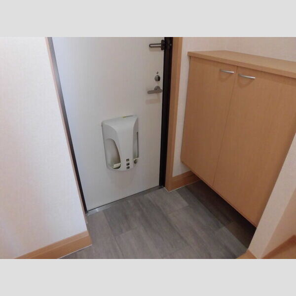 玄関 (玄関)