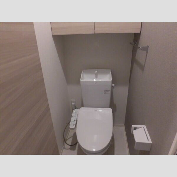 トイレ (A103　温水洗浄暖房便座)