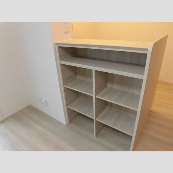 その他 (収納棚)