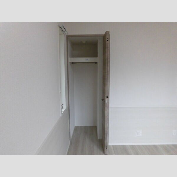 その他 (クローゼット)