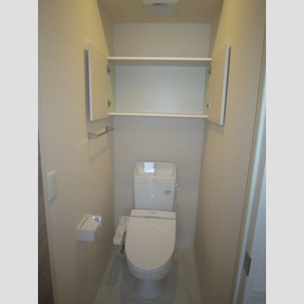 トイレ (トイレ収納付)