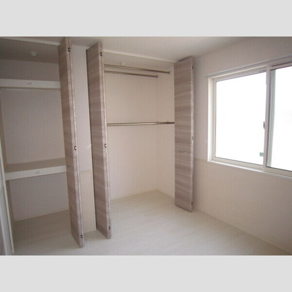 収納 (洋室収納)