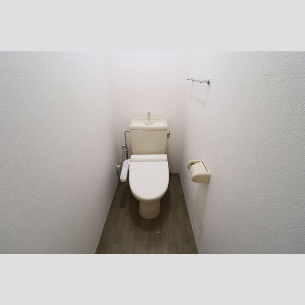 トイレ (H205温水洗浄便座)