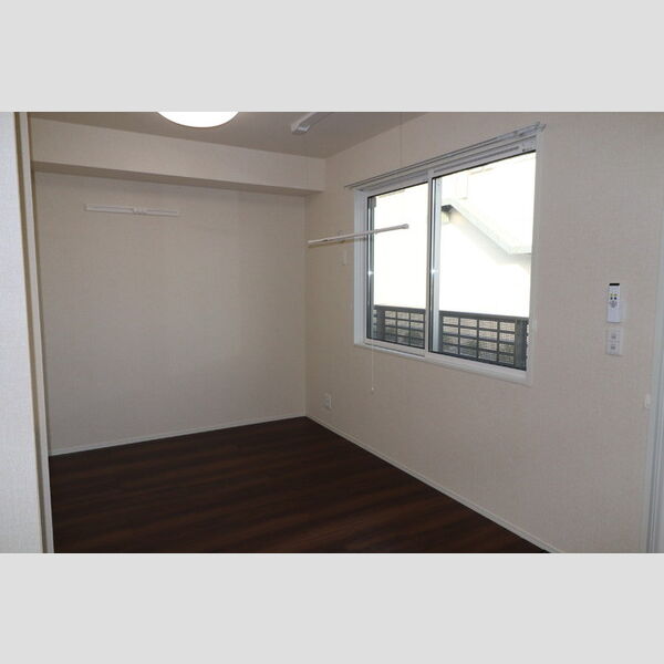 その他 (洋室③)