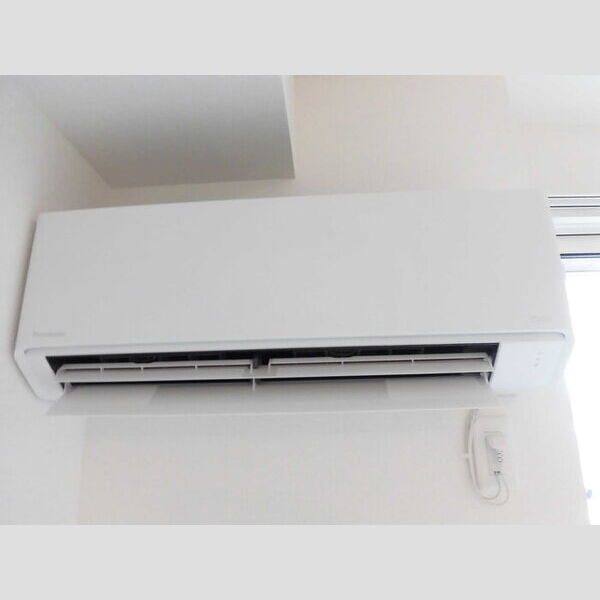 その他 (205　エアコン)