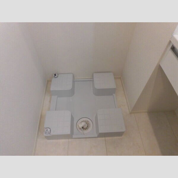 その他 (208　室内洗濯機置場)