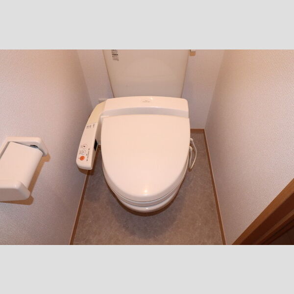 トイレ (温水洗浄暖房便座)