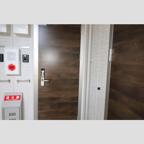 玄関 (カードキー)