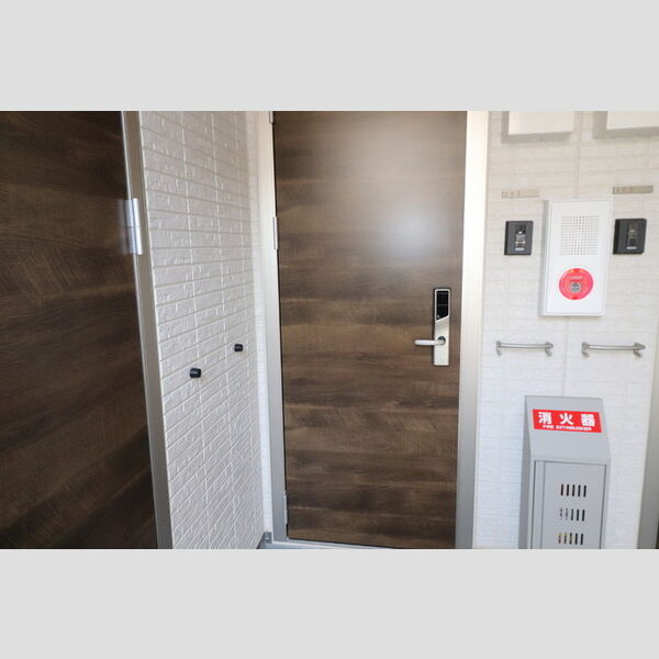 玄関 (カードキー)