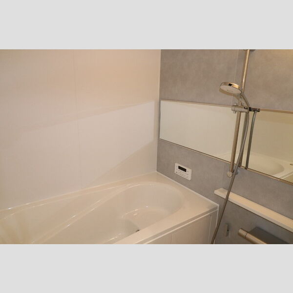 バス (浴室)