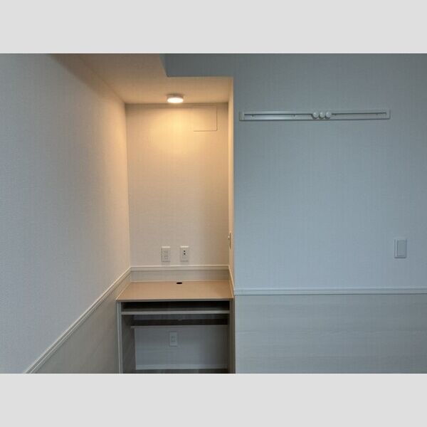 その他 (305　ワークデスク)