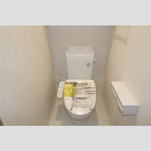 トイレ (温水洗浄暖房便座)