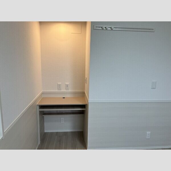 その他 (301　ワークデスク)