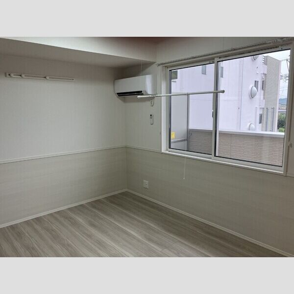 その他 (302　洋室)