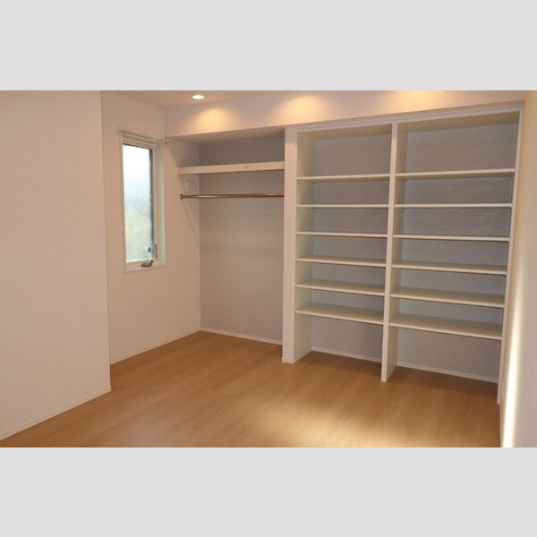 その他 (洋室①)