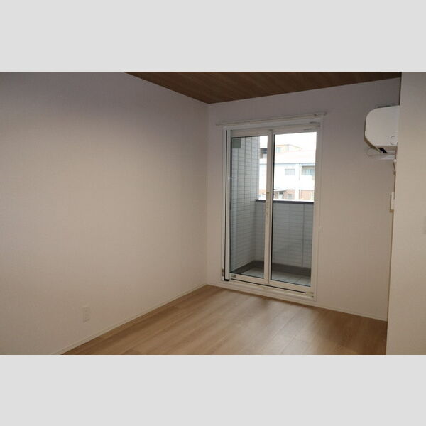 その他 (洋室①)