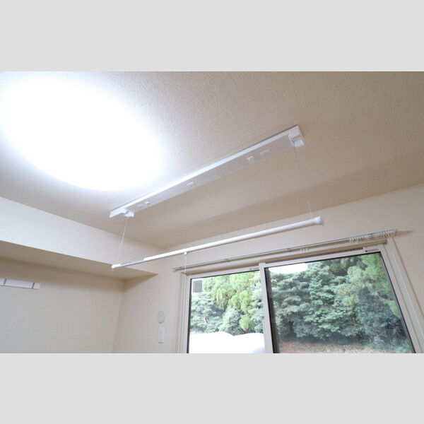 その他 (206　室内物干し)