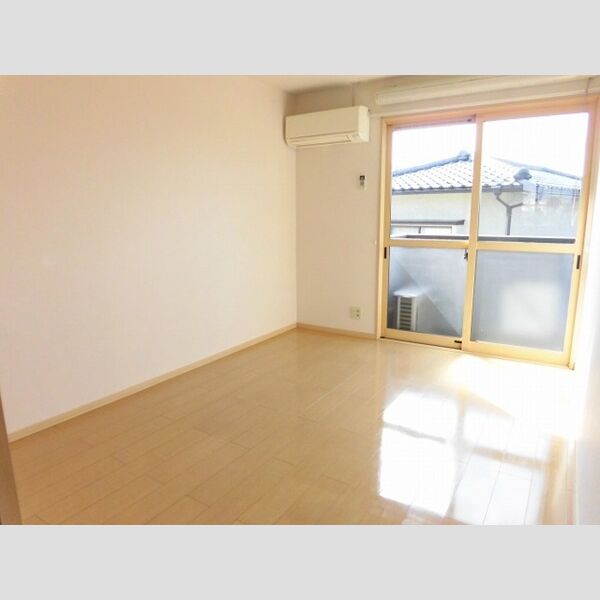 居室・リビング (エアコン付いてます!)